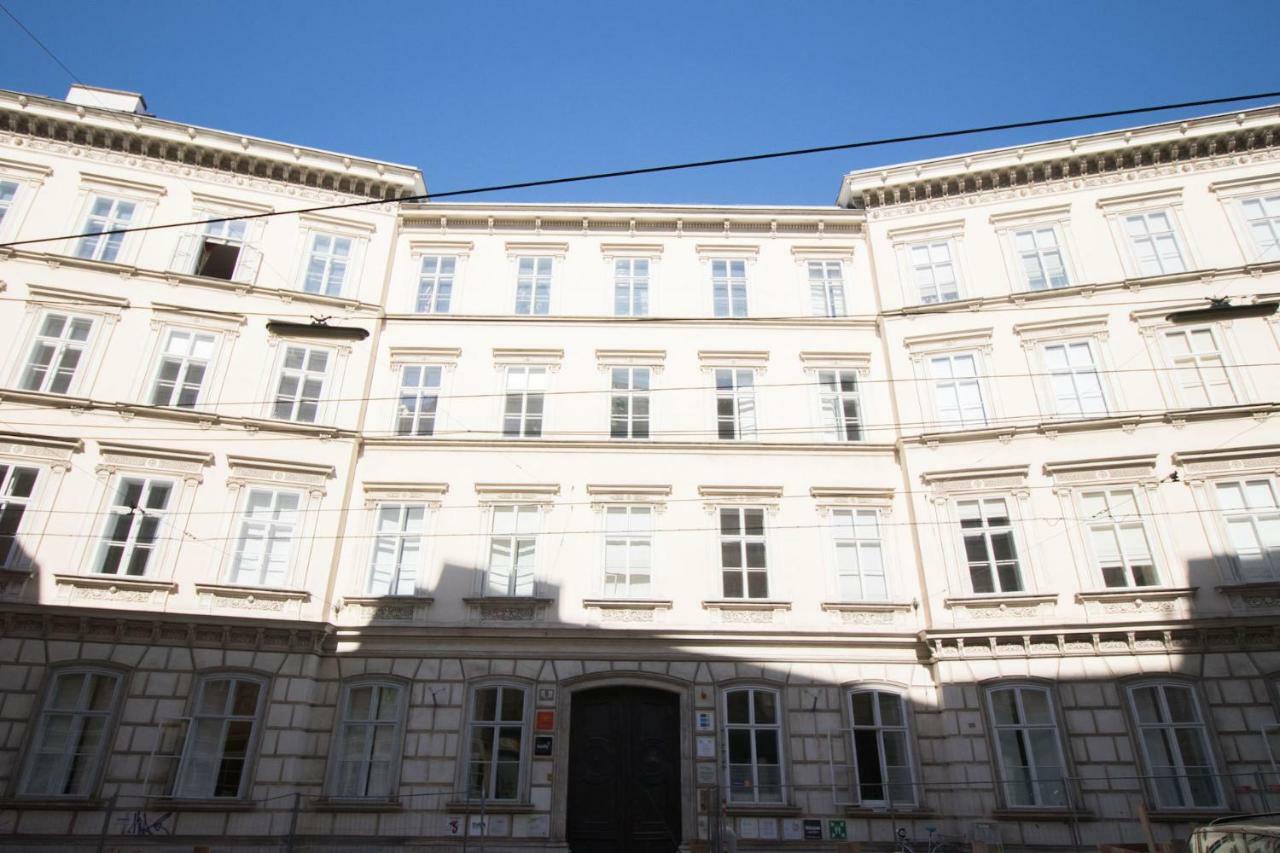 Heymi Stadtpark Appartement *